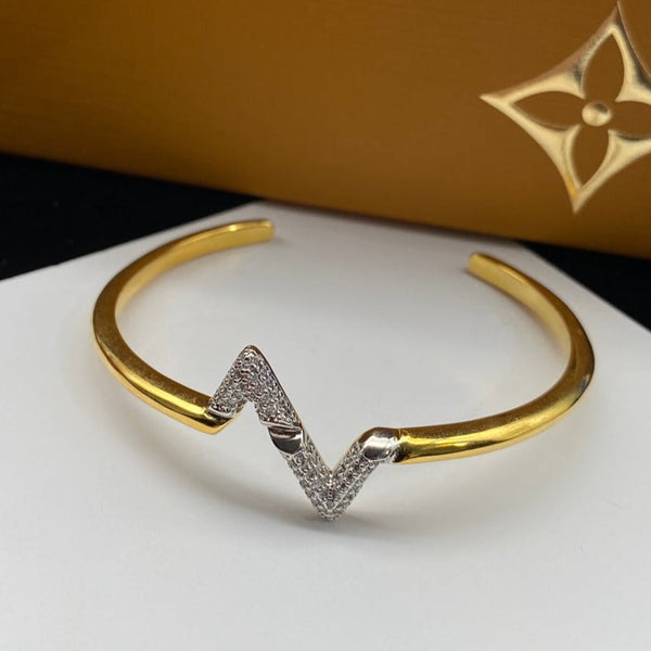 ˇMagic JewelryˇVOLTE UPSITE DOWN DIAMOND GOLD OPEN BRACELET