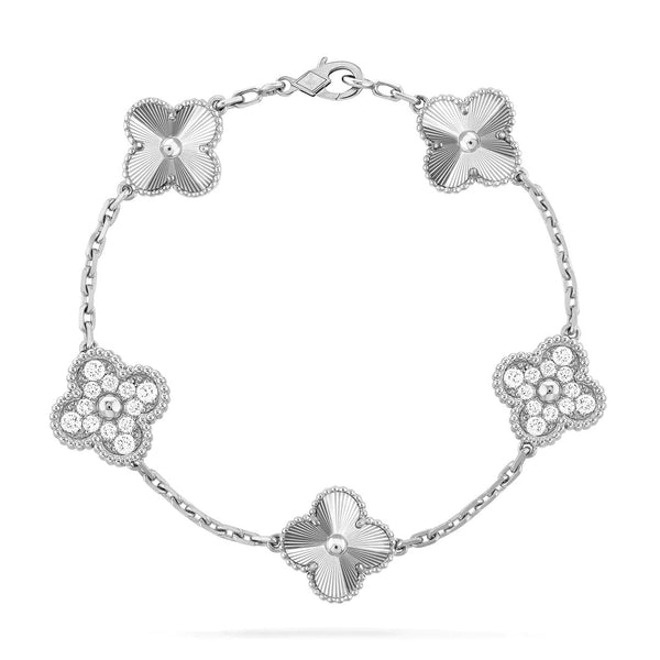 ˇMagic JewelryˇCLOVER 5 MOTIF DIAMOND BRACELET